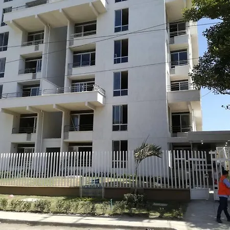 Excelente Vista, Cerca A La Playa Y A Sitios Turisticos Cartagena