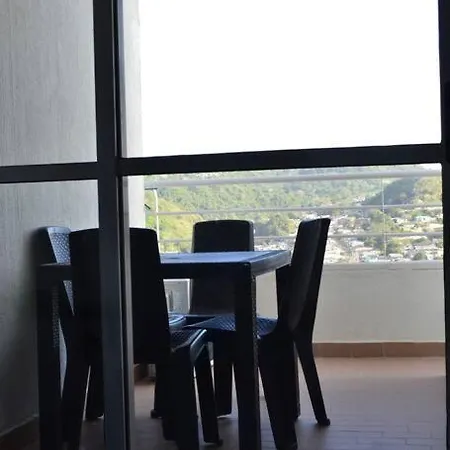 Excelente Vista, Cerca A La Playa Y A Sitios Turisticos *